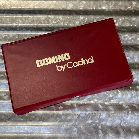 Domino’s Game Set - Picture 2 of 7